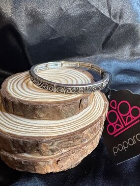 paparazzi Antique Silver Scrollwork Stretchy Bracelet-(2 avail)